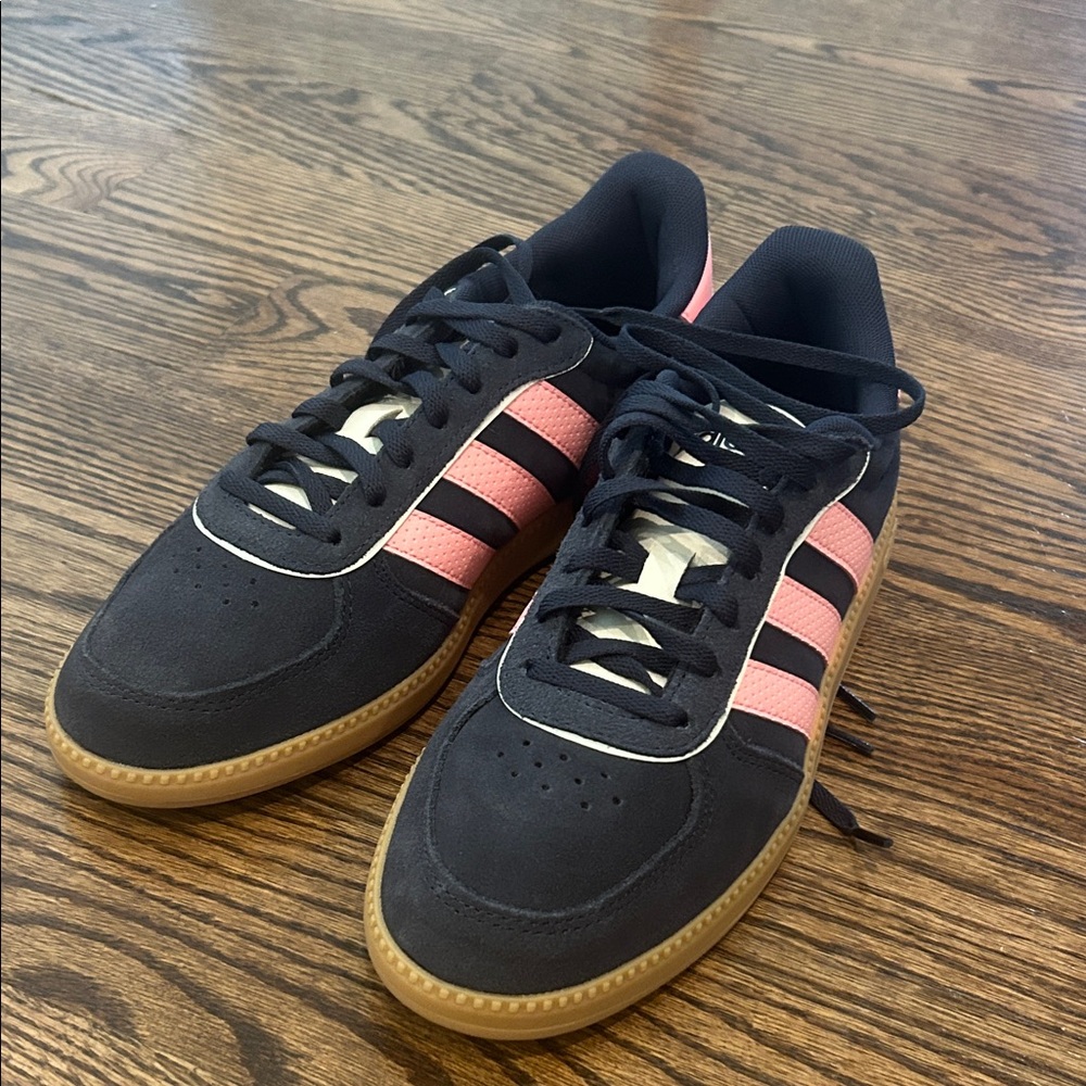 Adidas Breaknet sleek